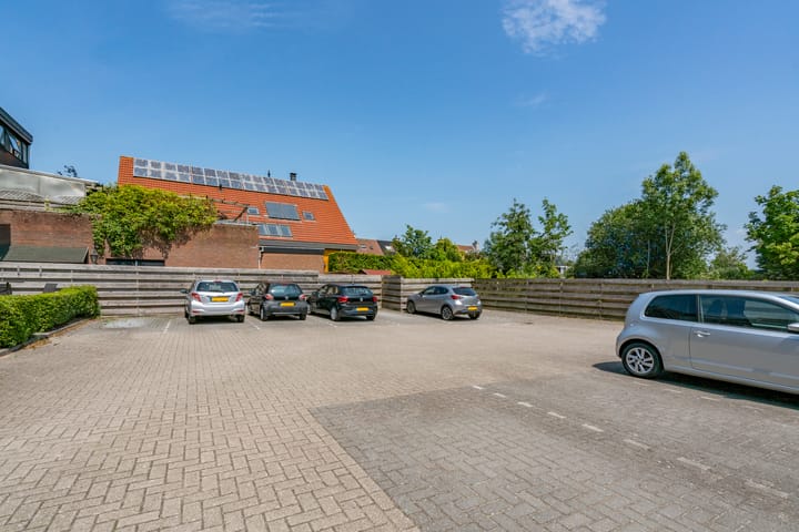 Photo 26 of Hofland 8-B