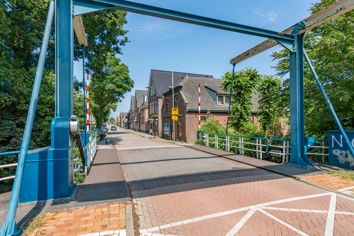 Photo 29 of Hofland 8-B