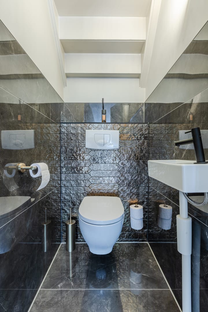 Foto 12 van Naardenstraat 13