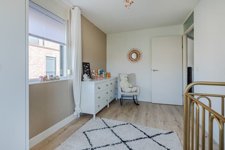 Foto 17 van Naardenstraat 13