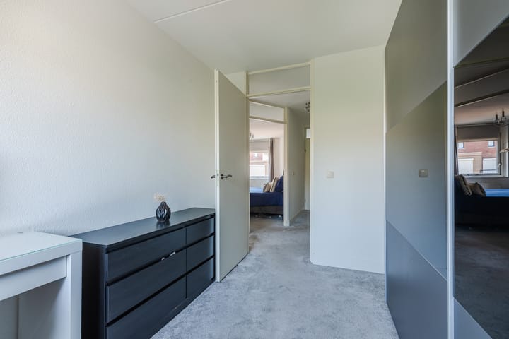 Foto 21 van Naardenstraat 13