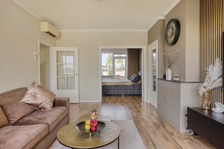 Foto 12 van Hertog Jan I Laan 46