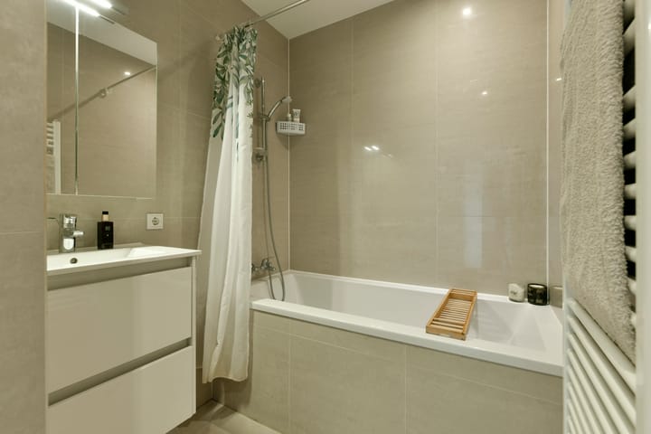 Foto 16 van Witte de Withstraat 152-3