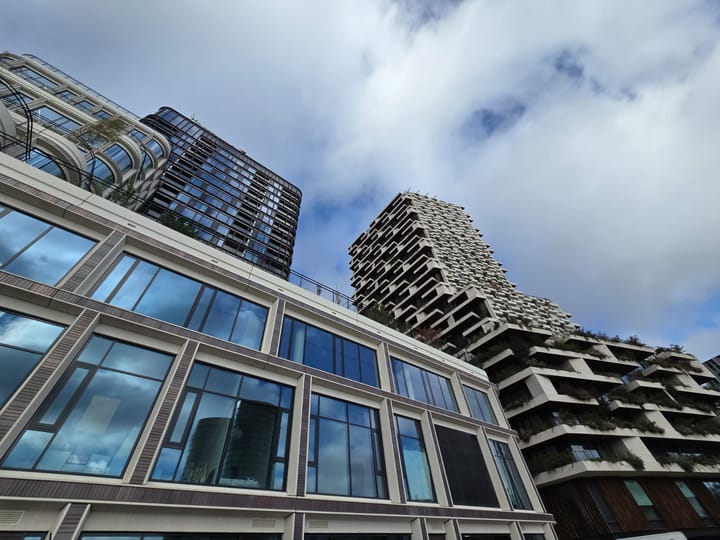 Image of Zuid Toren(MVSA)- Vijfkamerappartement Apartment with shared street entrance