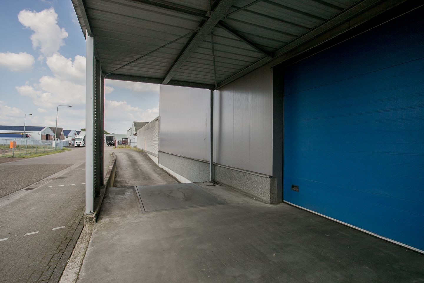 View photo 4 of Berghemweg 19