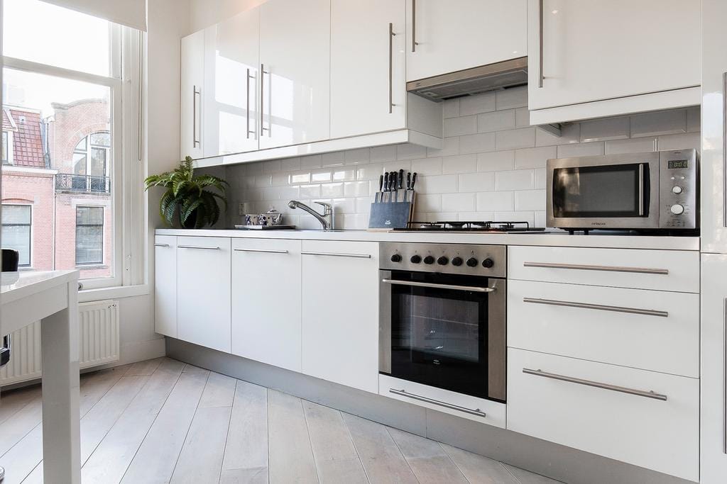 Photo 16 of Johannes Verhulststraat 108-B