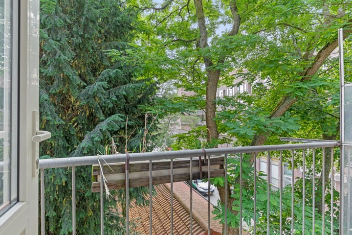 Foto 16 van Herman Robbersstraat 43-C