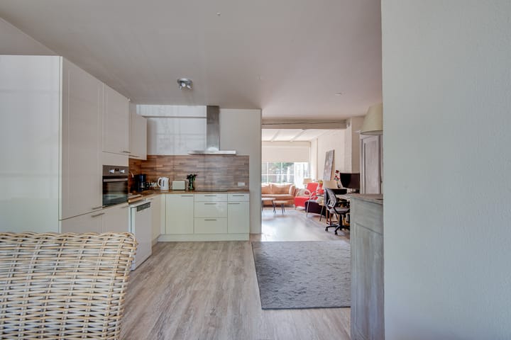 Foto 9 van Hertog Alvastraat 50