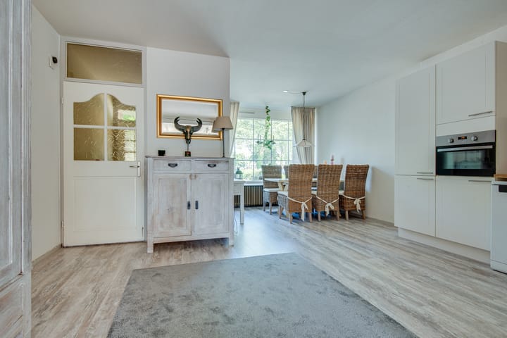 Foto 10 van Hertog Alvastraat 50