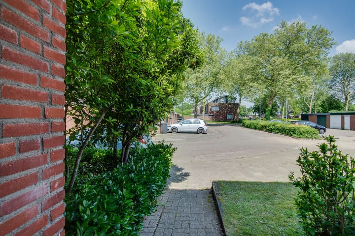 Foto 28 van Hertog Alvastraat 50