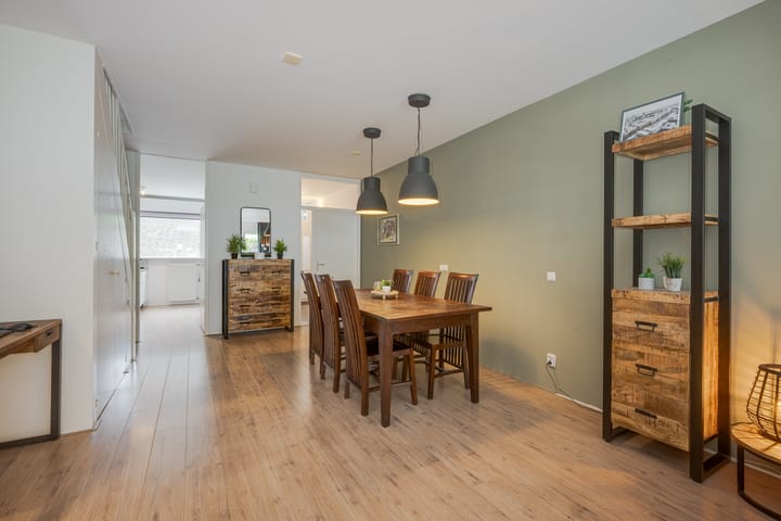 Foto 3 van Platschelpenbank 2