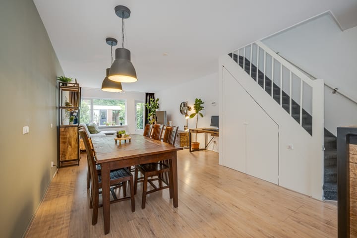 Foto 12 van Platschelpenbank 2