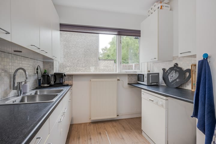 Foto 17 van Platschelpenbank 2