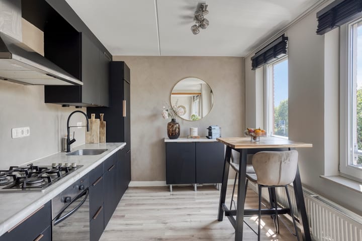 Foto 10 van Burgemeester Jhr. Quarles van Uffordlaan 511