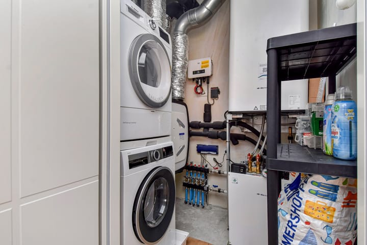 Photo 21 of Notenhout 42