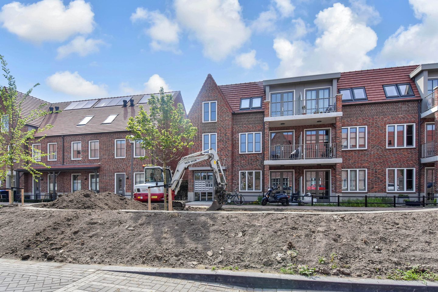 Photo 25 of Notenhout 42