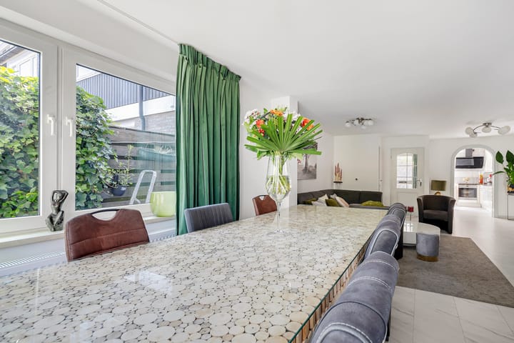 Foto 11 van Pluimstraat 63