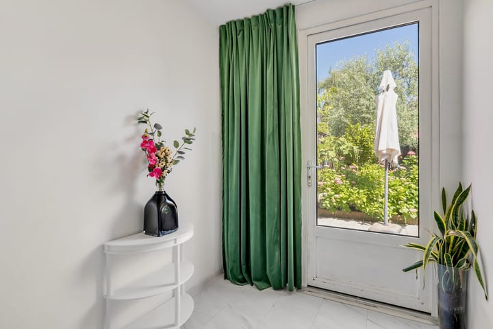 Foto 15 van Pluimstraat 63