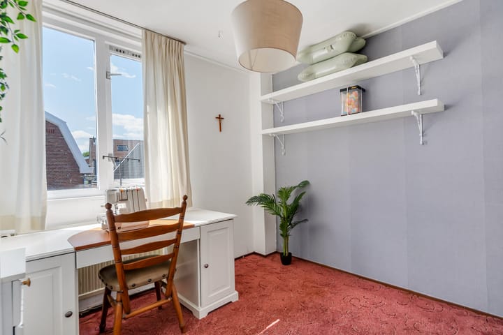 Foto 28 van Pluimstraat 63