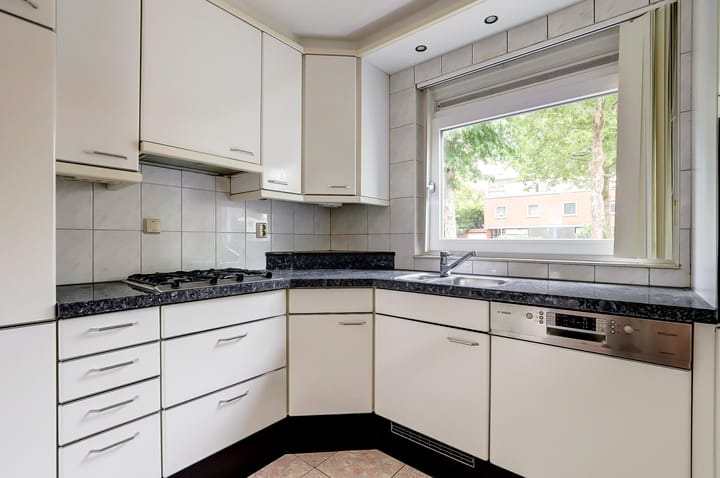 Foto 7 van Agnes Bartoutslaan 18