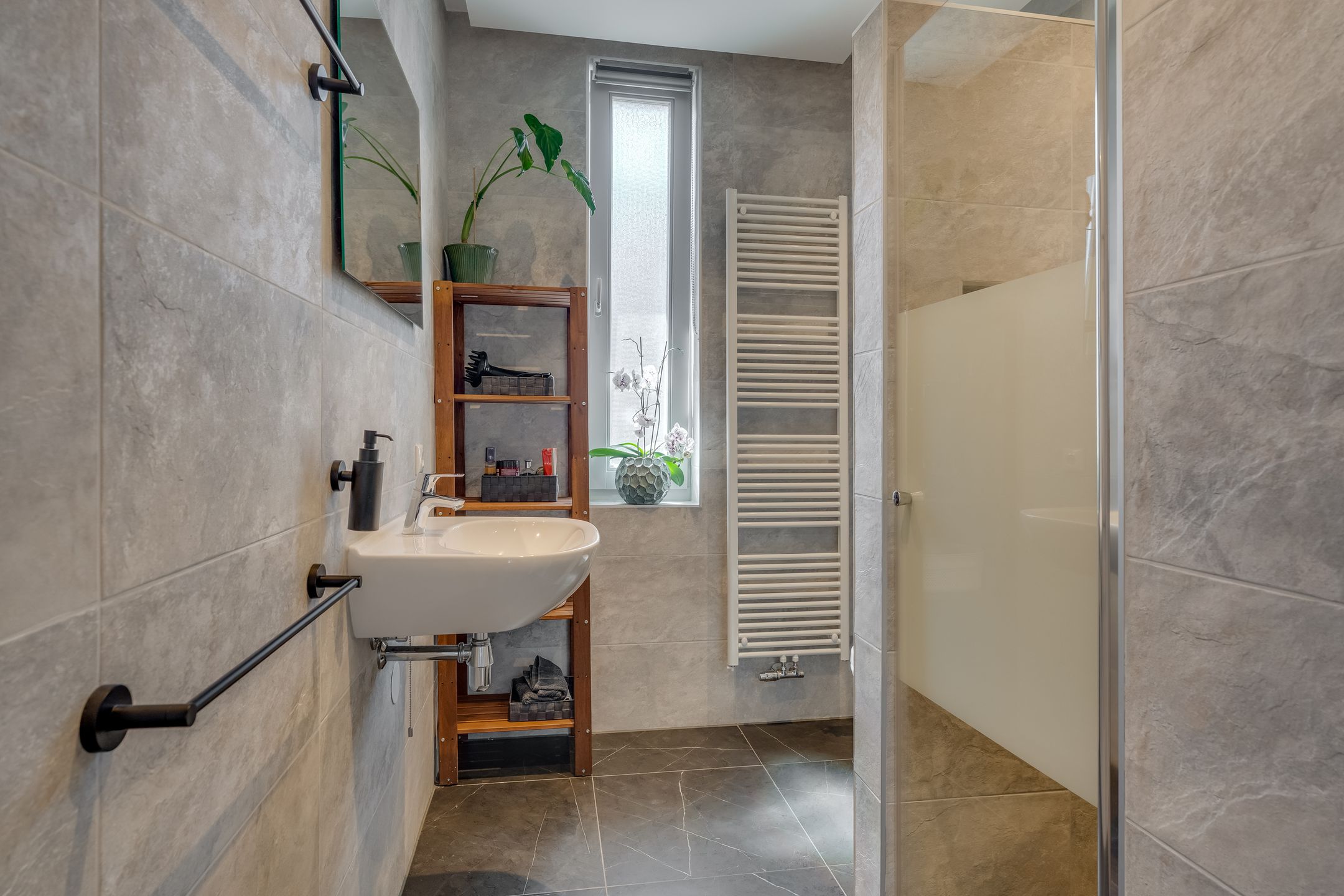 Foto 27 van Plantenkasstraat 35