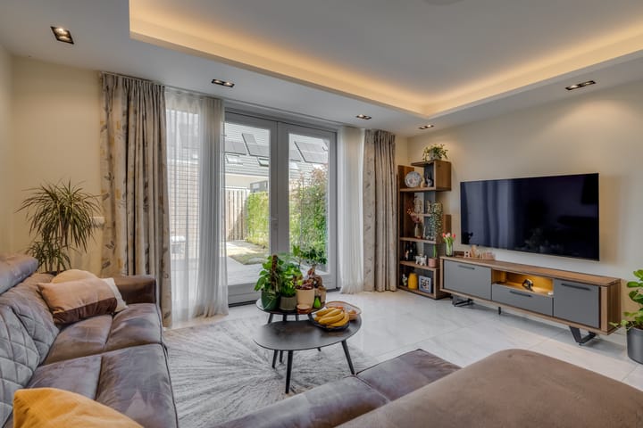 Foto 10 van Plantenkasstraat 35