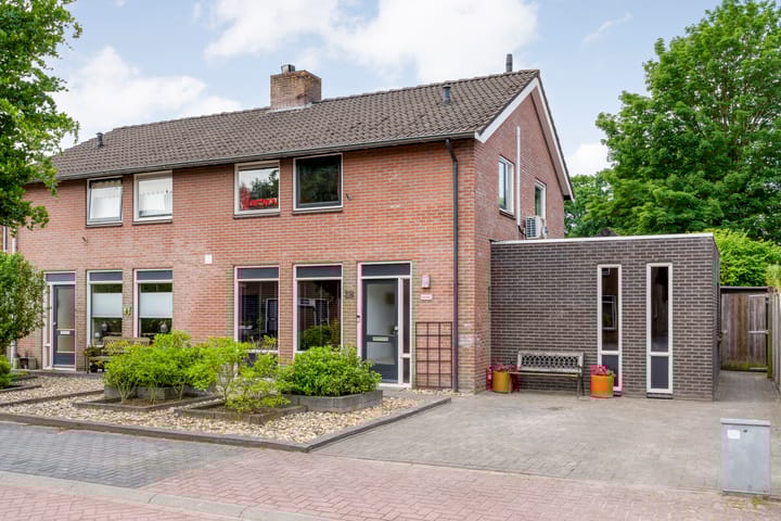 Photo 2 of Grachtstraat 28