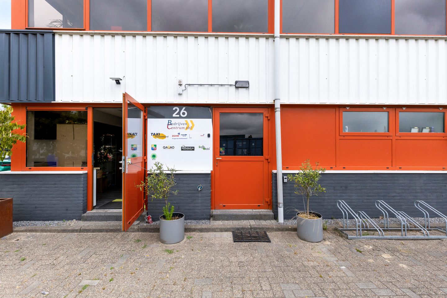 Bekijk foto 2 van Albert Einsteinstraat 26-A