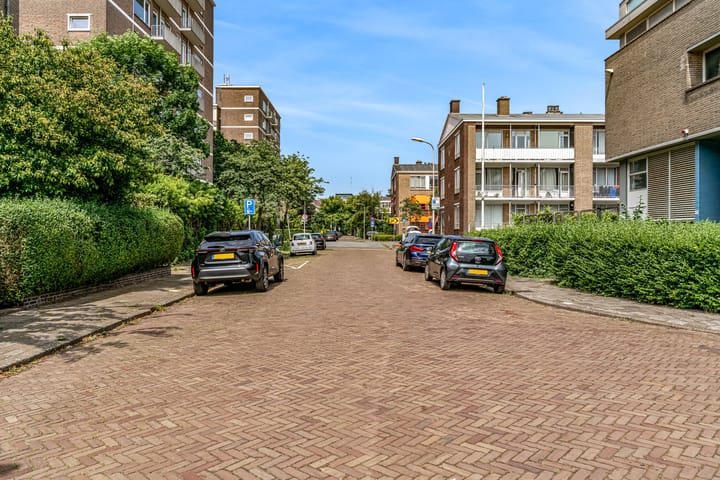 Photo 28 of Pieter Meinersstraat 19