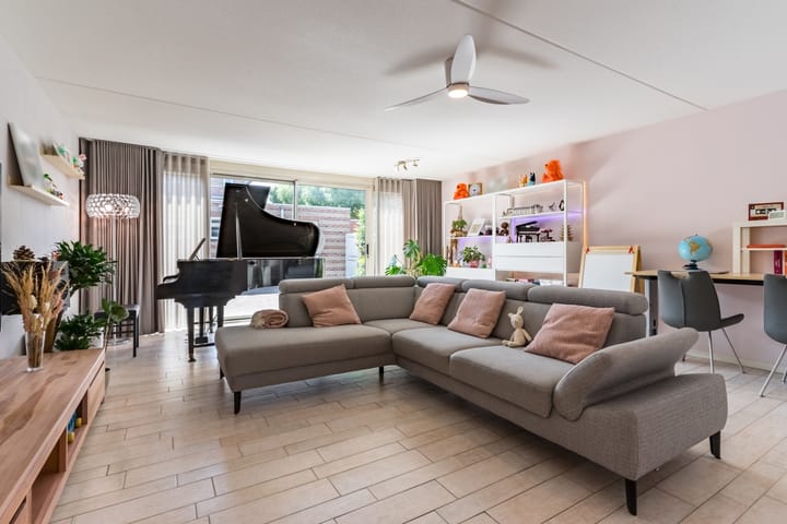 Photo 2 of Falstaff 14