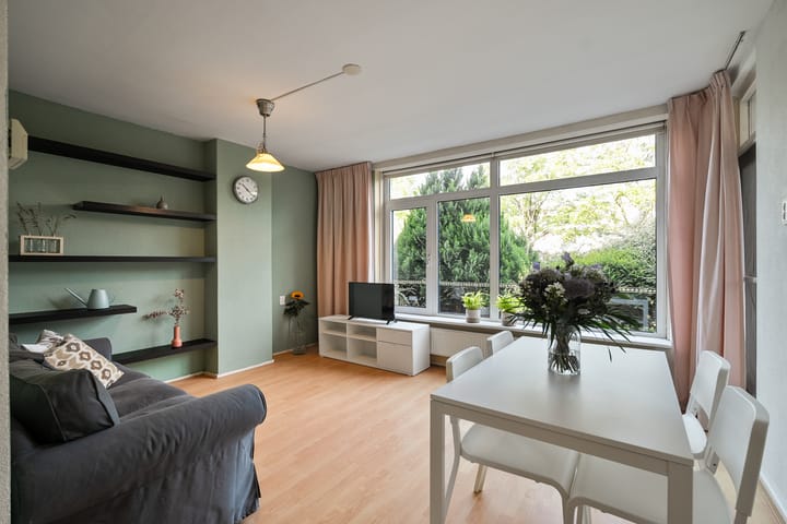 Foto 2 van Reviusstraat 22