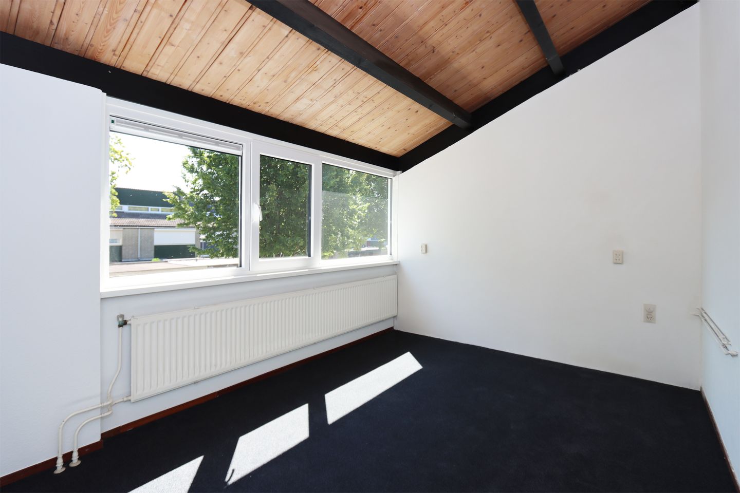 Photo 19 of van de Veldeweg 8