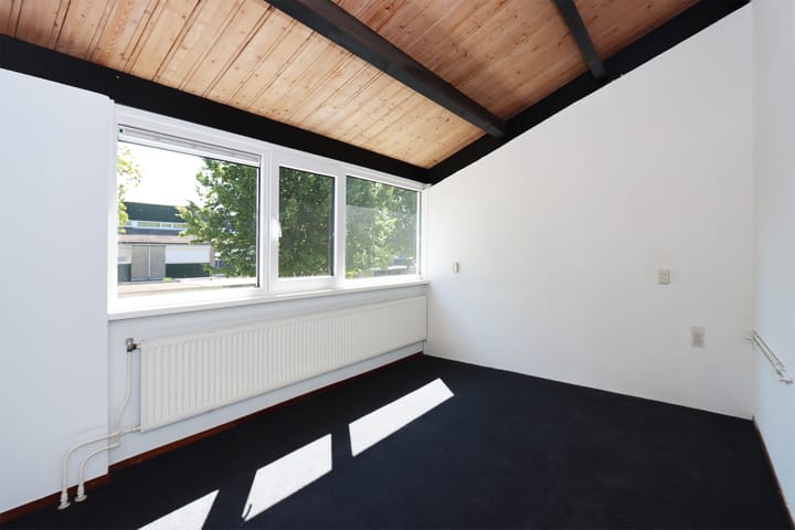 Foto 19 van van de Veldeweg 8