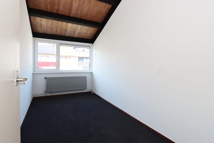 Foto 20 van van de Veldeweg 8