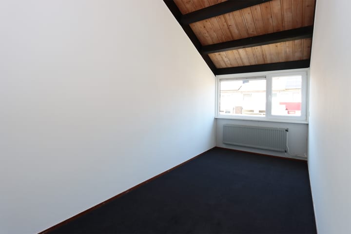 Foto 21 van van de Veldeweg 8