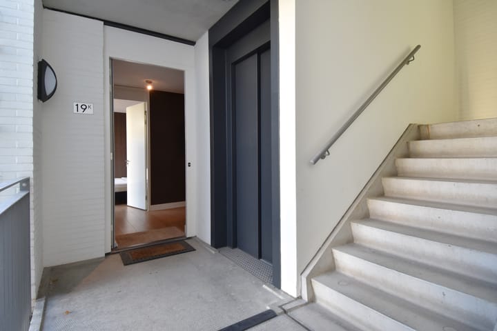 Photo 5 of Gevers Deynootweg 19-K