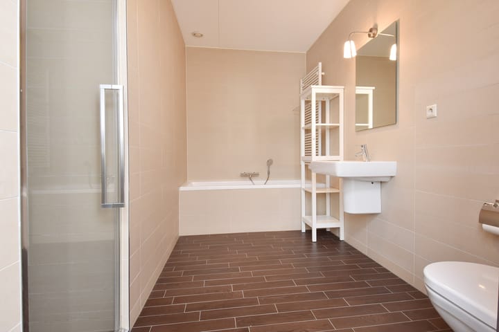 Photo 28 of Gevers Deynootweg 19-K