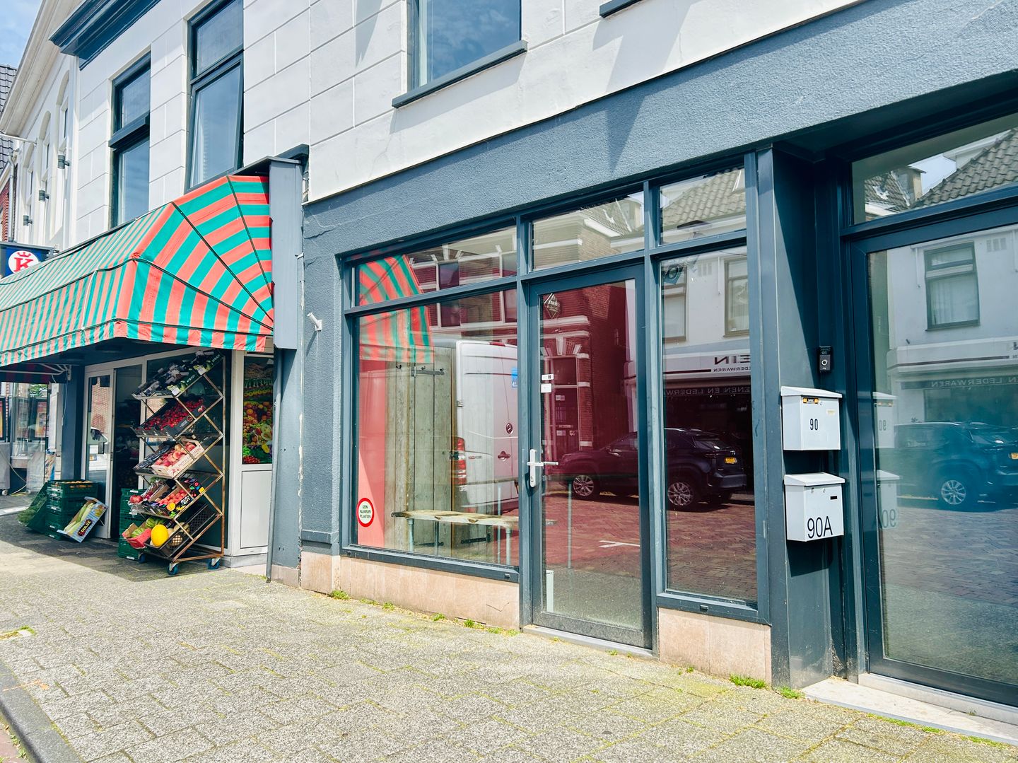 View photo 1 of Raadhuisstraat 90