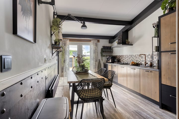 Photo 16 of Stationsweg 16