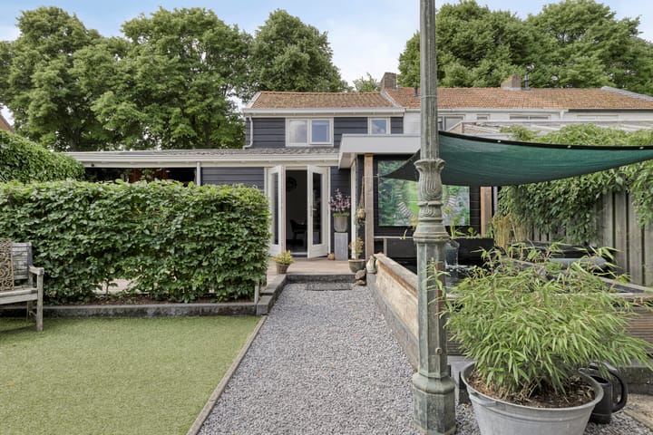 Photo 31 of Stationsweg 16