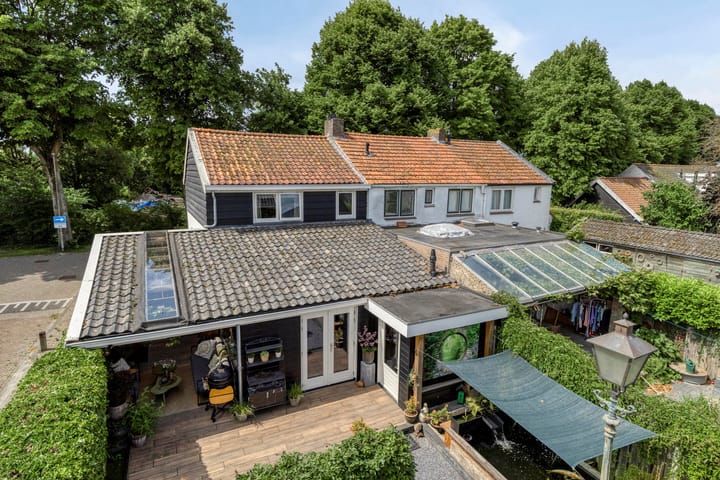 Photo 40 of Stationsweg 16