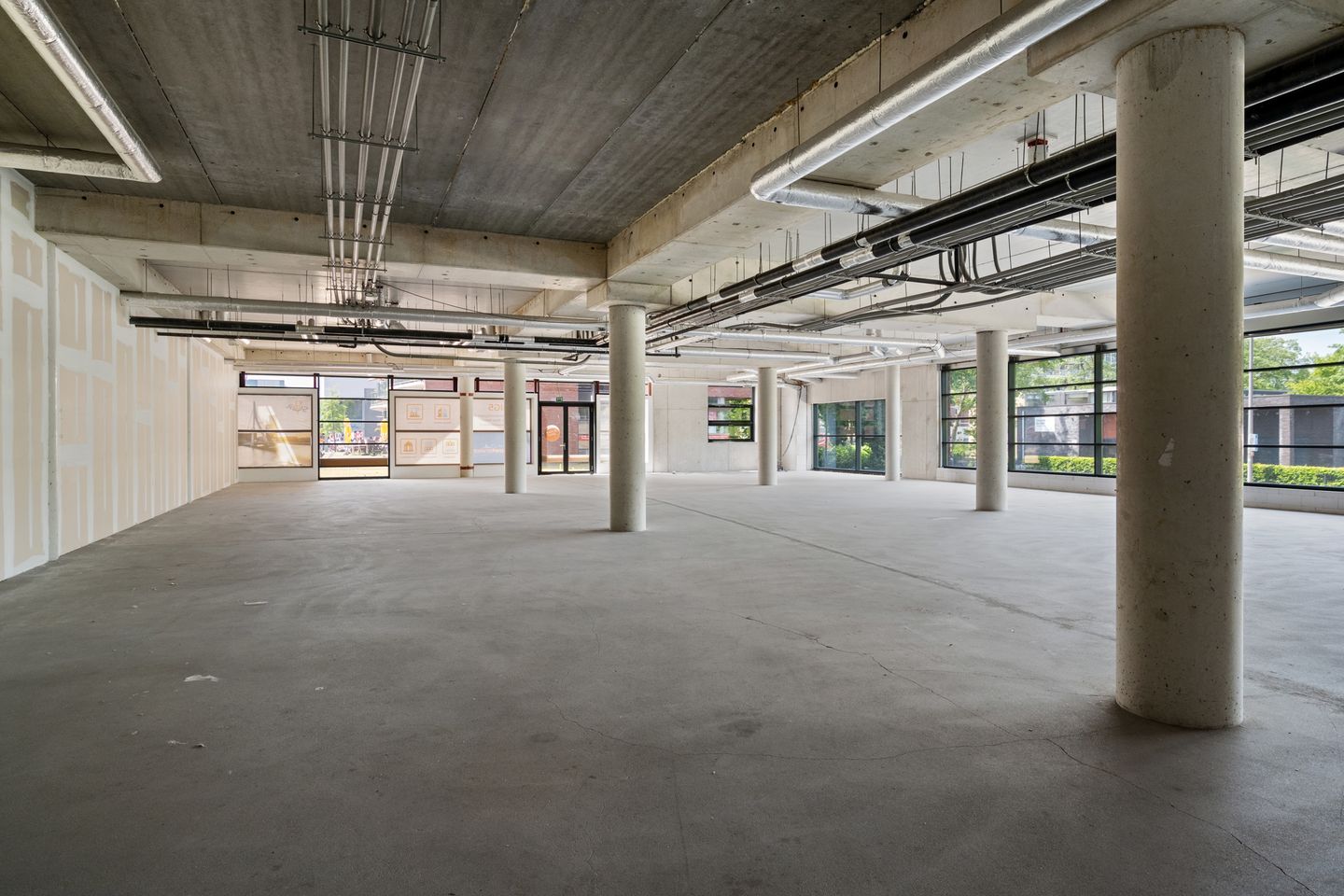 View photo 3 of Rijkeeplein 16-17