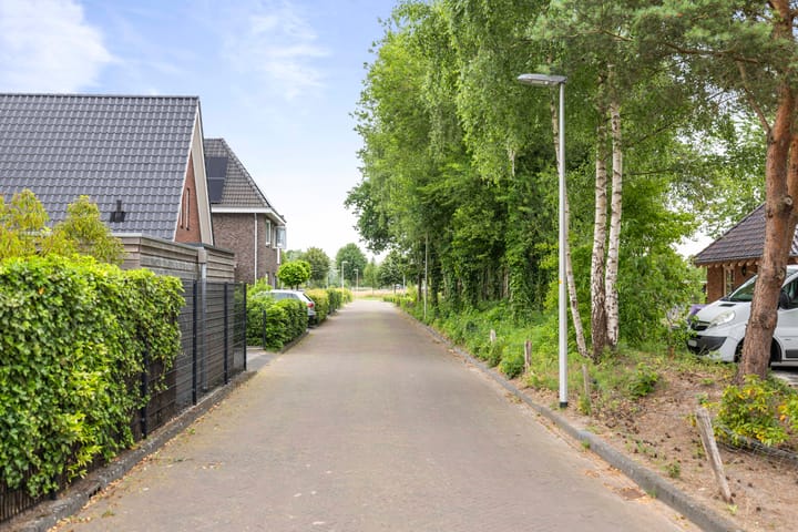 Photo 41 of Colmschaterstraatweg 6-D