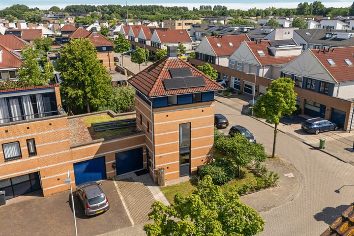 Foto 1 van Albert Schweitzerstraat 19