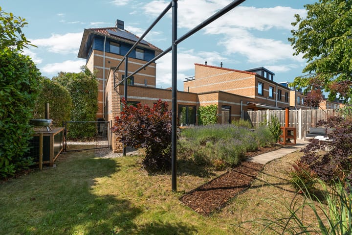 Foto 5 van Albert Schweitzerstraat 19