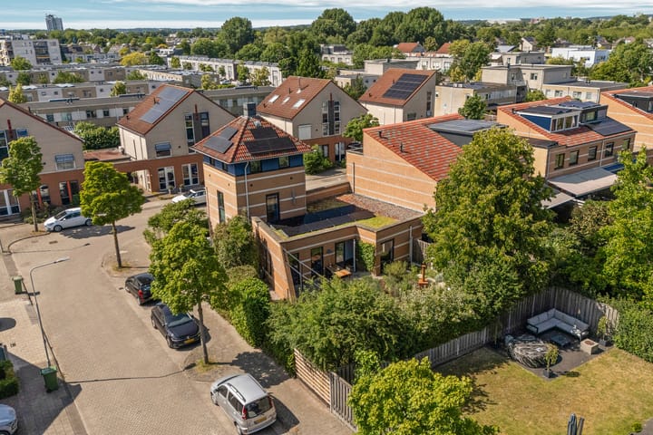 Foto 30 van Albert Schweitzerstraat 19