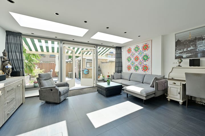 Photo 2 of Baljuwsstraat 6