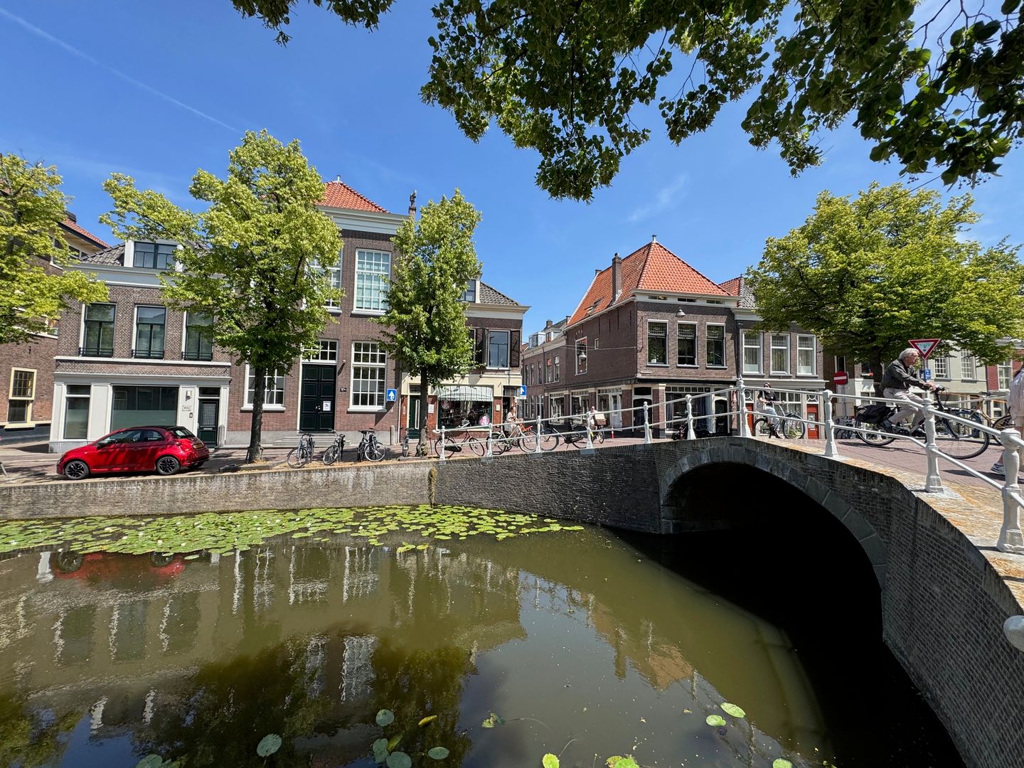 Bekijk foto 3 van Koornmarkt 2