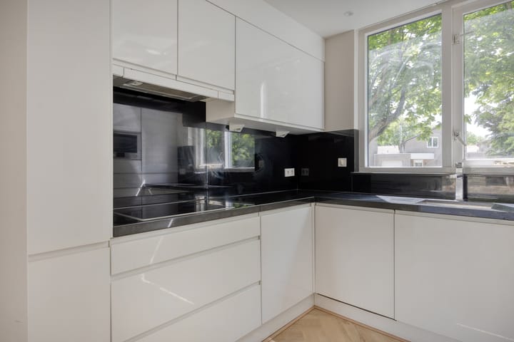 Foto 14 van Duikerstraat 41