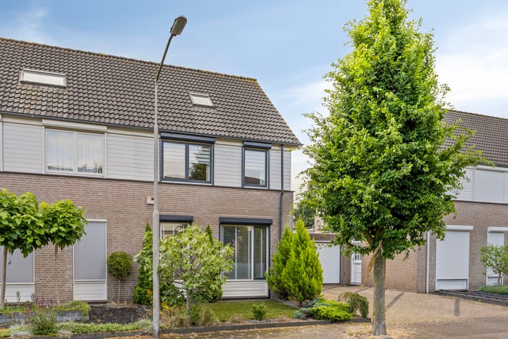 Photo 39 of Schildersstraat 6